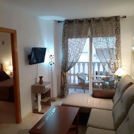 La Loma With Garage Apartment